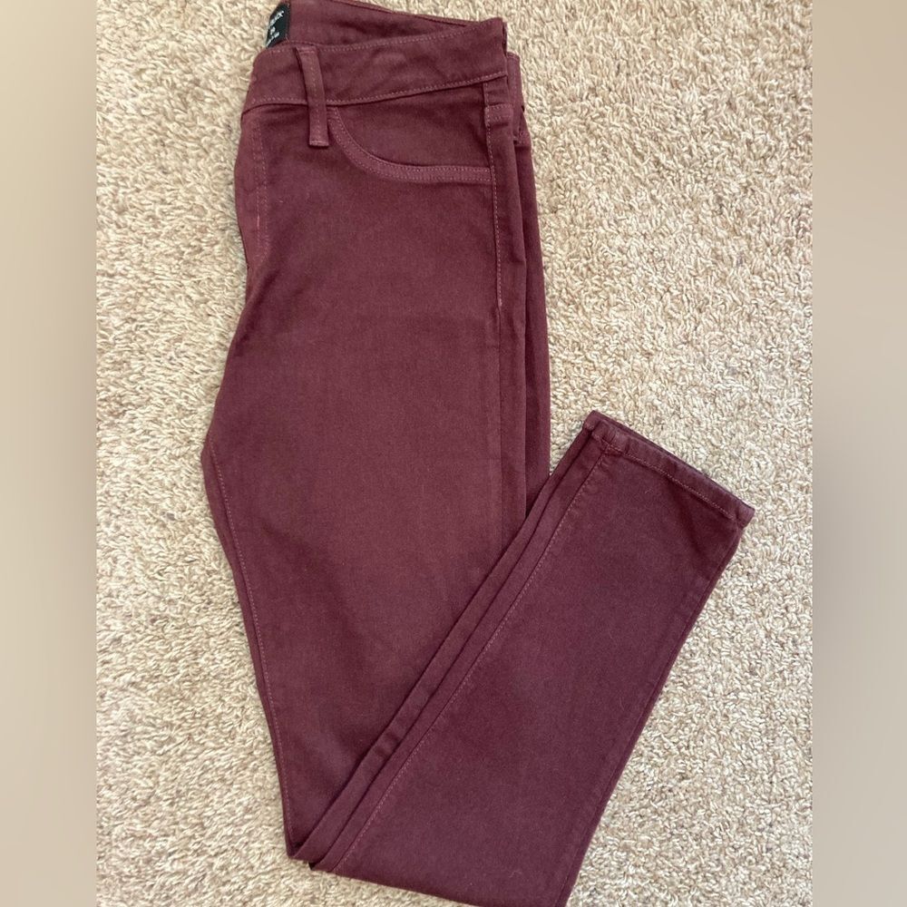 Just Black NWOT Deep Burgundy Maroon pull on skinny jeans High waist